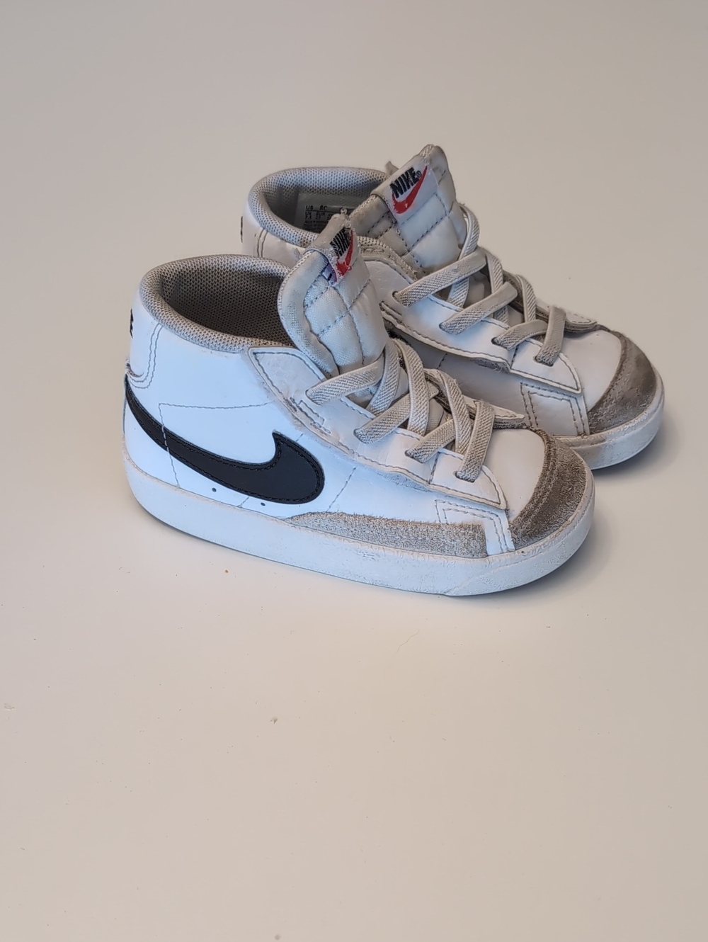 Nike Kids Blazer Mid '77 White and Black High-Top Sneakers with Gray Accents 8C